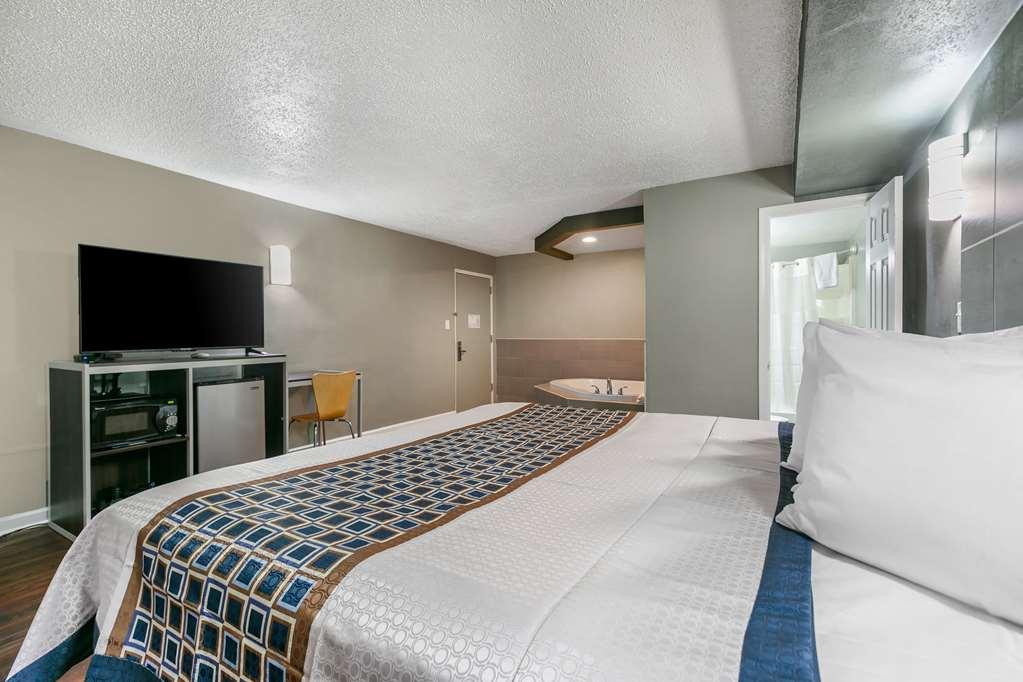Knights Inn Bristol Левіттаун Номер фото