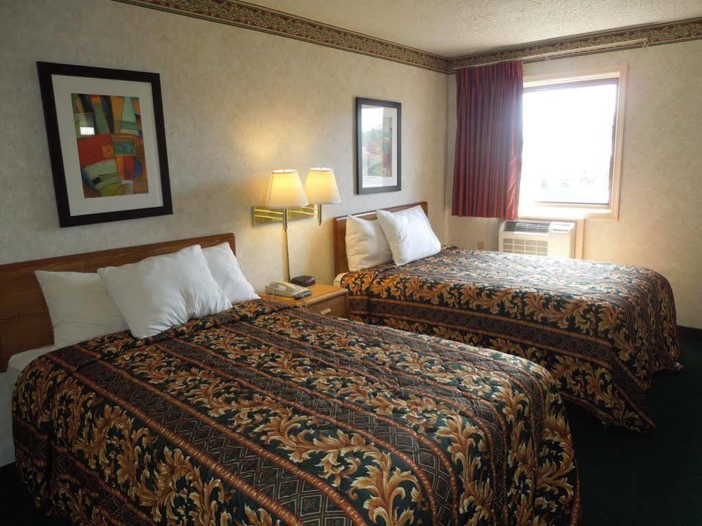Knights Inn Bristol Левіттаун Екстер'єр фото